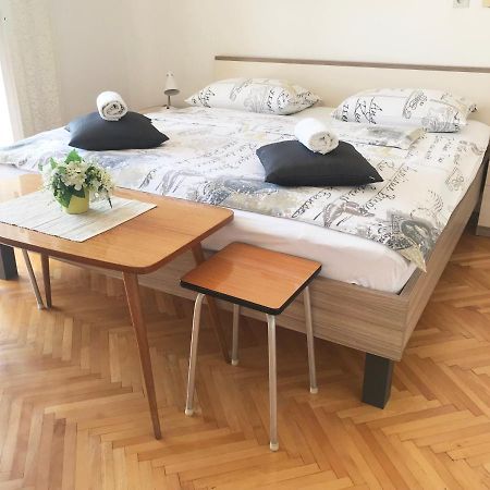 Apartment & Rooms Riva Vodice Bagian luar foto