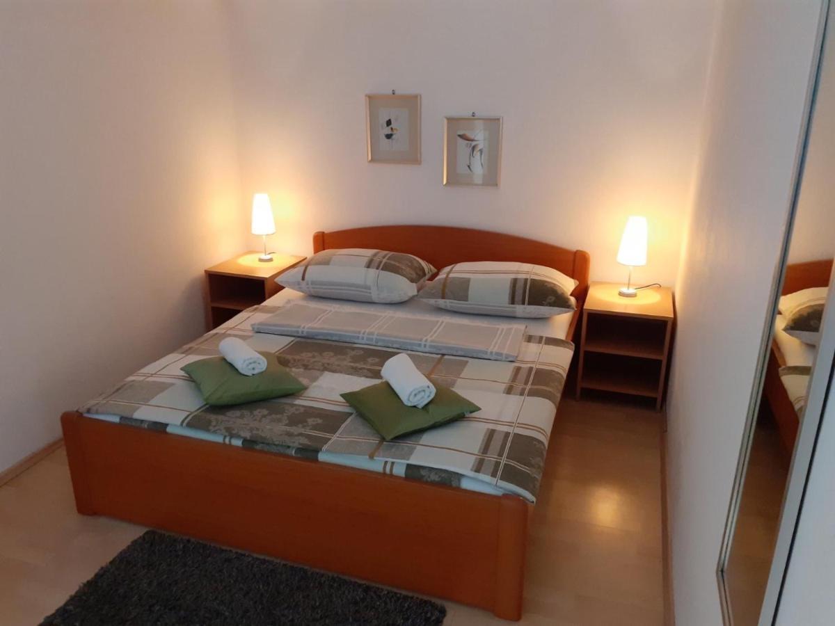 Apartment & Rooms Riva Vodice Bagian luar foto
