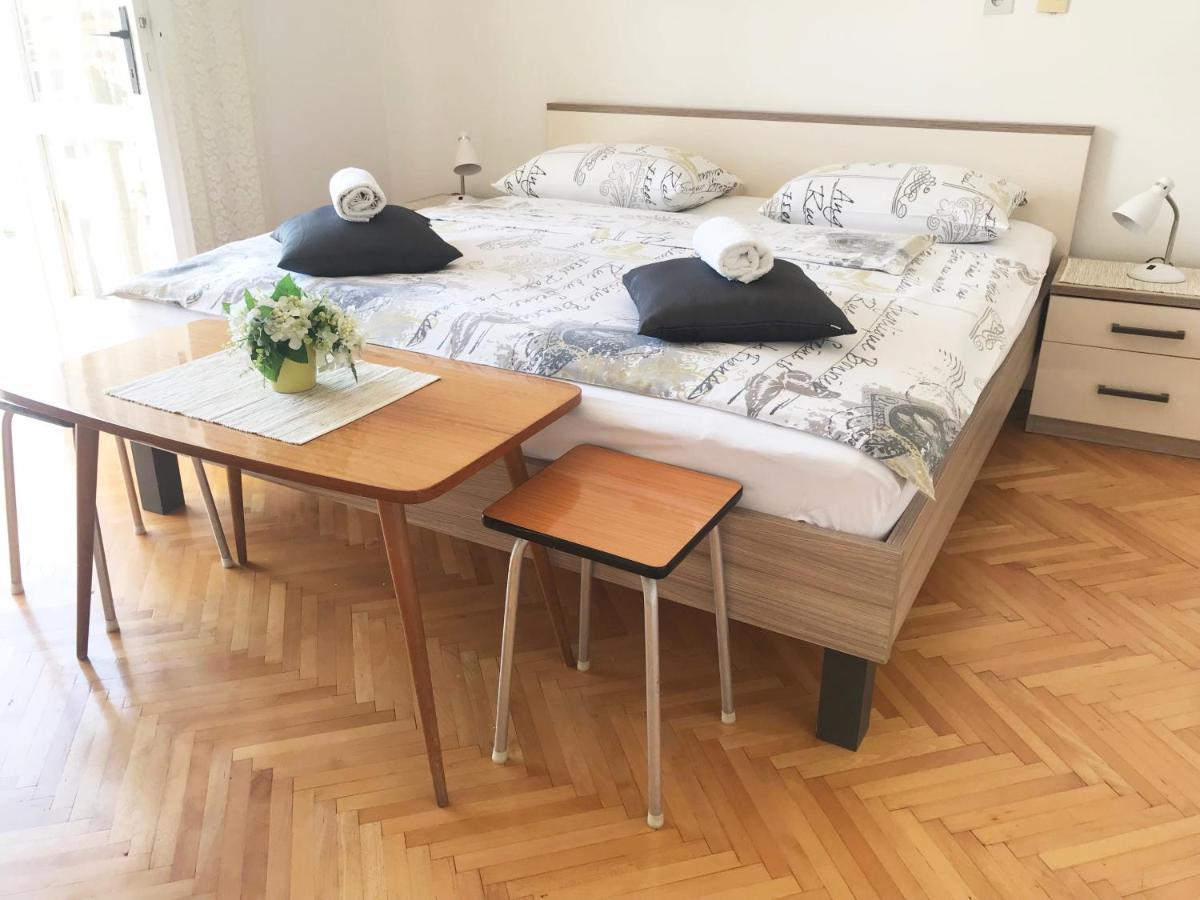 Apartment & Rooms Riva Vodice Bagian luar foto