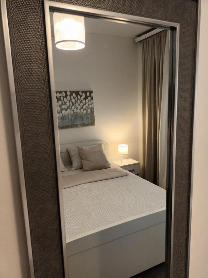 Apartment & Rooms Riva Vodice Bagian luar foto