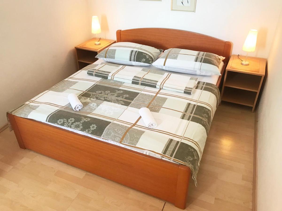 Apartment & Rooms Riva Vodice Bagian luar foto
