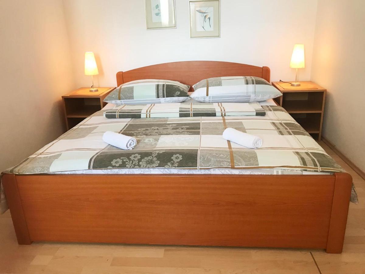 Apartment & Rooms Riva Vodice Bagian luar foto
