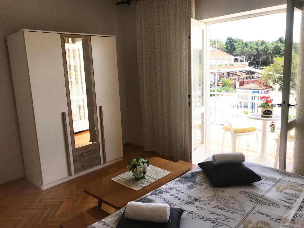 Apartment & Rooms Riva Vodice Bagian luar foto