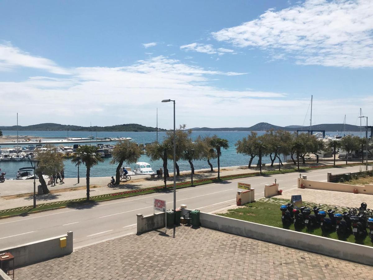 Apartment & Rooms Riva Vodice Bagian luar foto